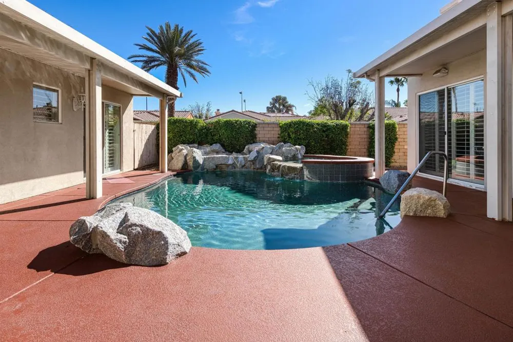 77 Clavel Court Palm Desert, CA 92260