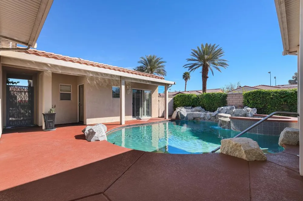 77 Clavel Court Palm Desert, CA 92260