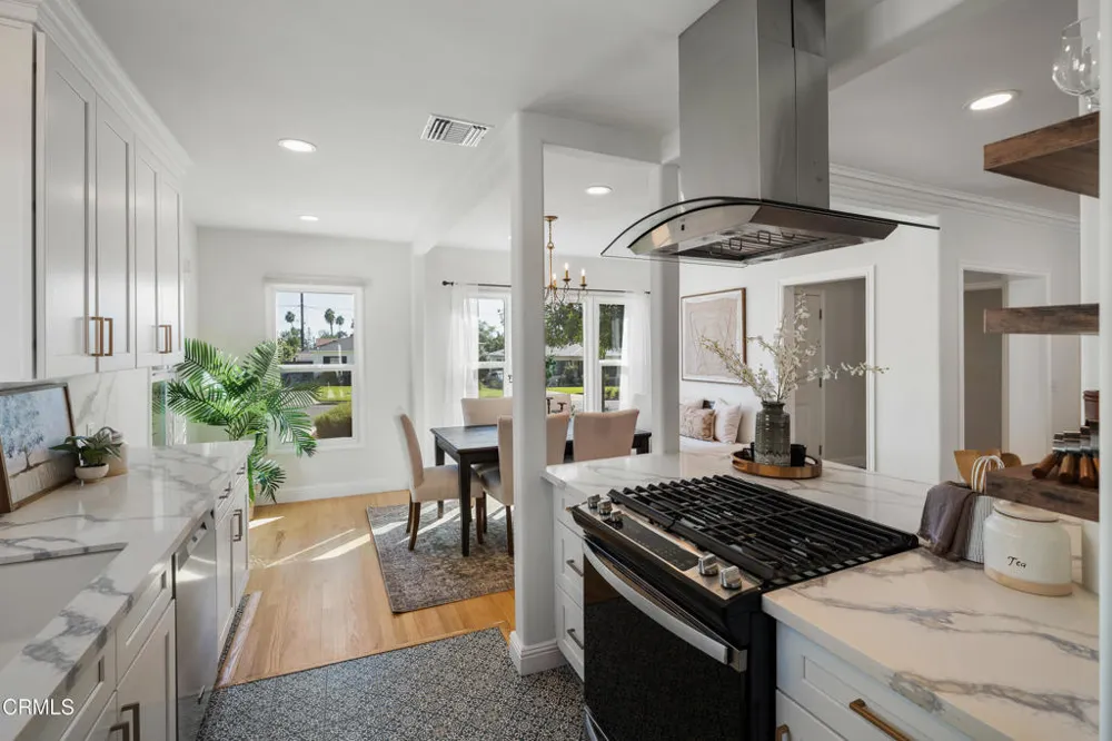 781 Morada Place Altadena, CA 91001