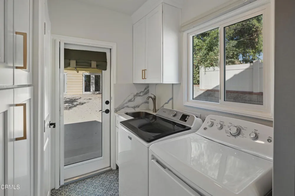 781 Morada Place Altadena, CA 91001