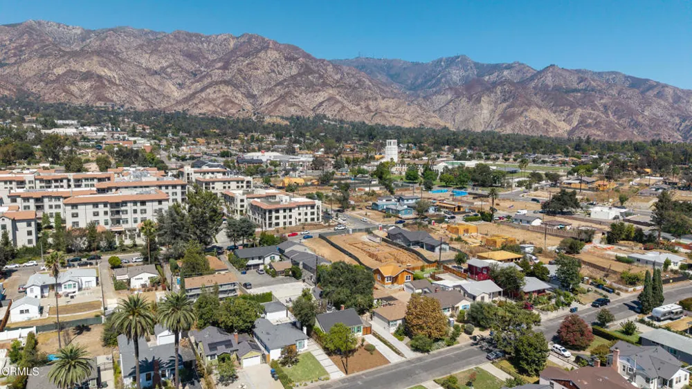781 Morada Place Altadena, CA 91001