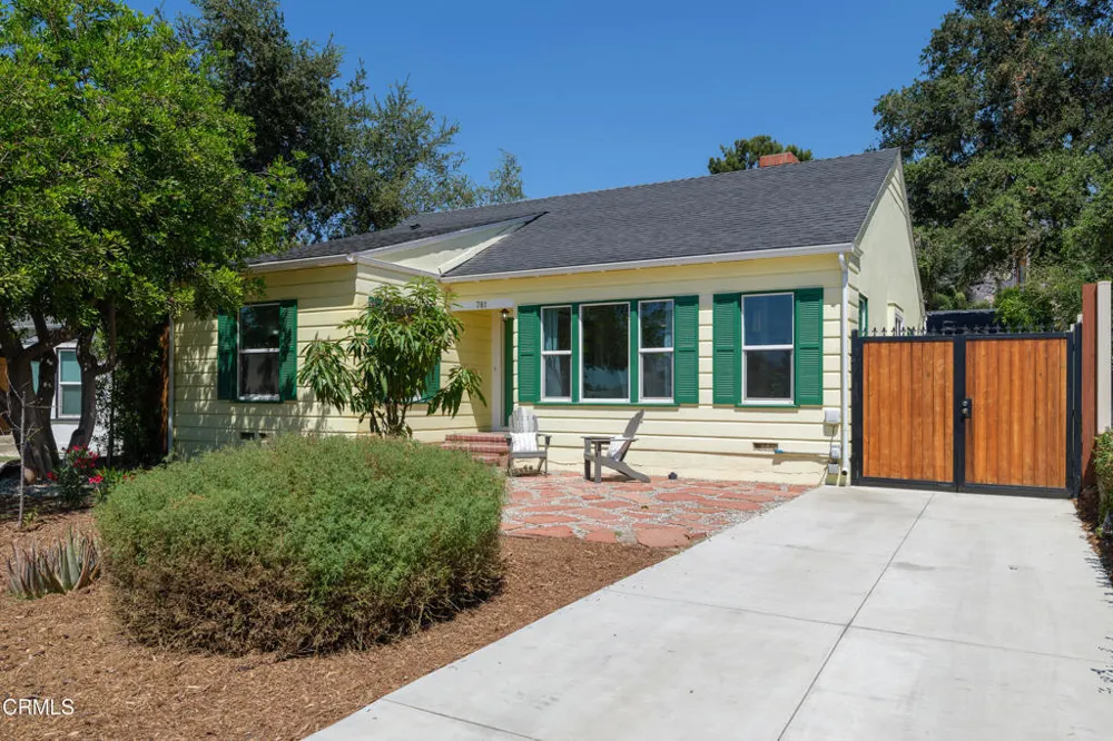 781 Morada Place Altadena, CA 91001