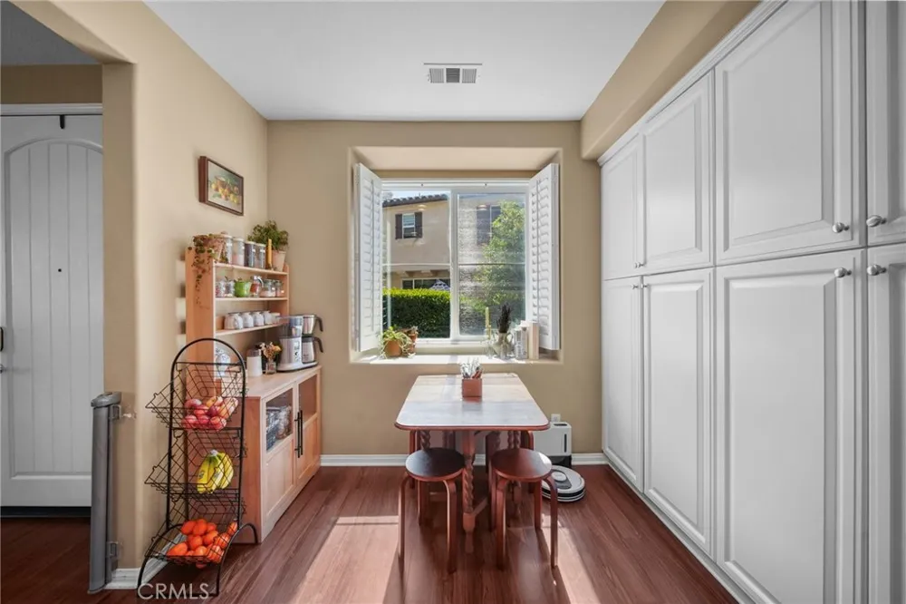 28360 Mirabelle Saugus, CA 91350