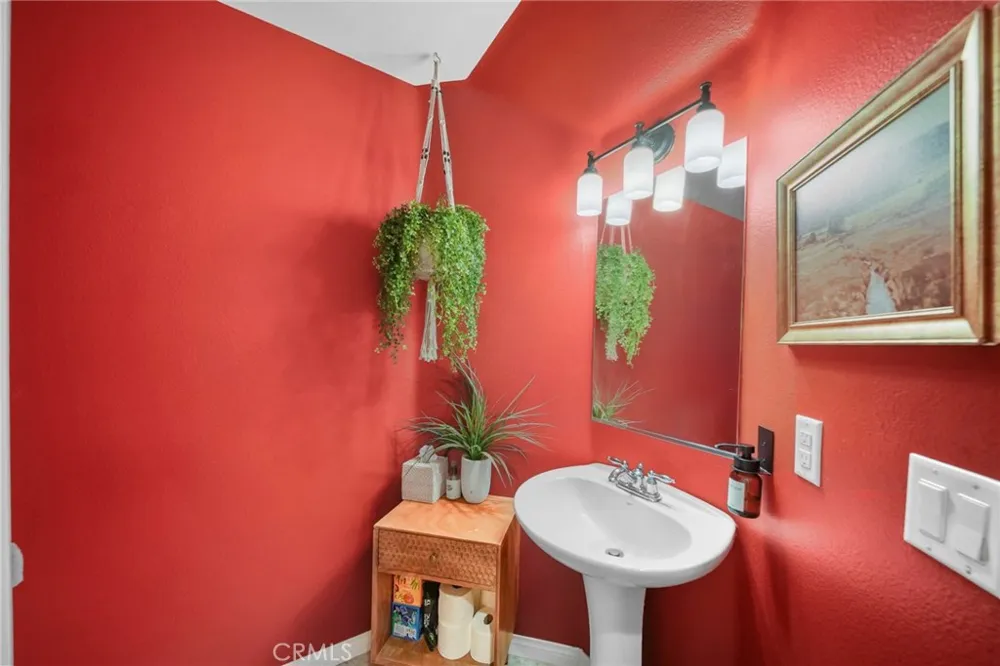 28360 Mirabelle Saugus, CA 91350