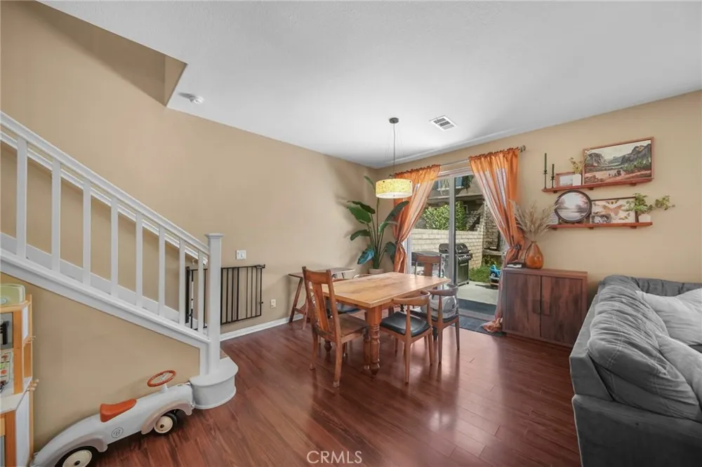 28360 Mirabelle Saugus, CA 91350