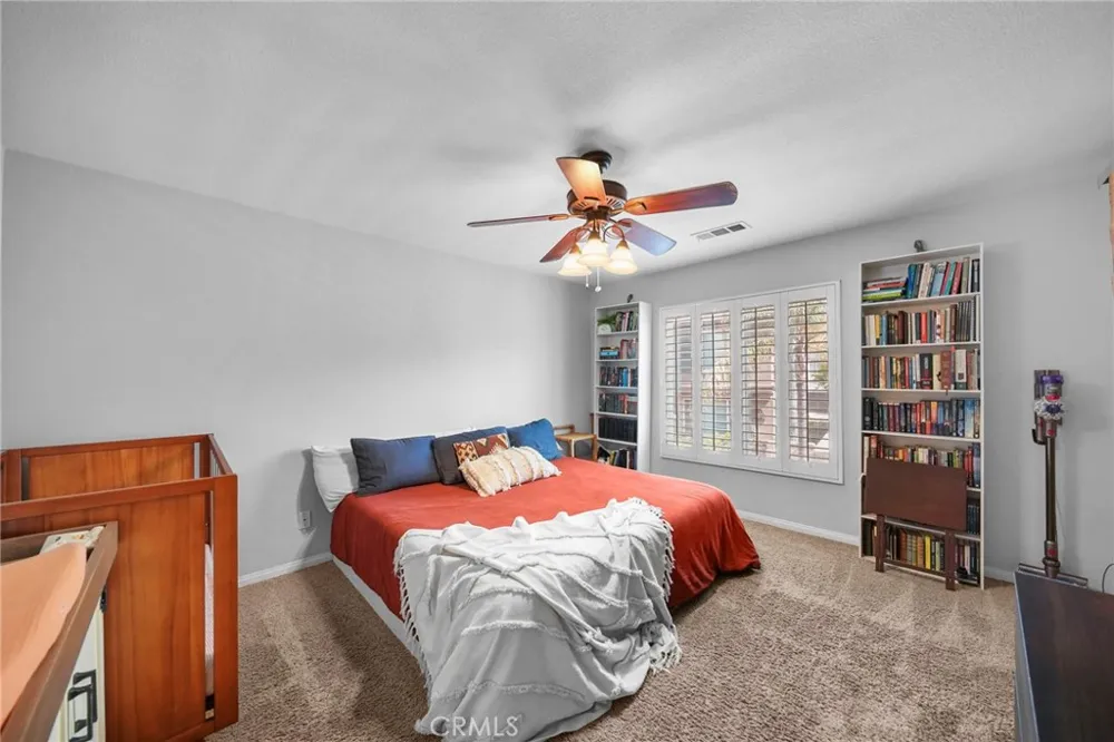 28360 Mirabelle Saugus, CA 91350