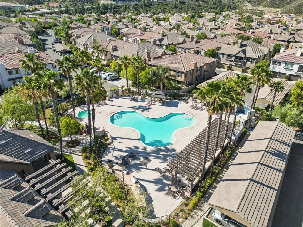 28360 Mirabelle Saugus, CA 91350