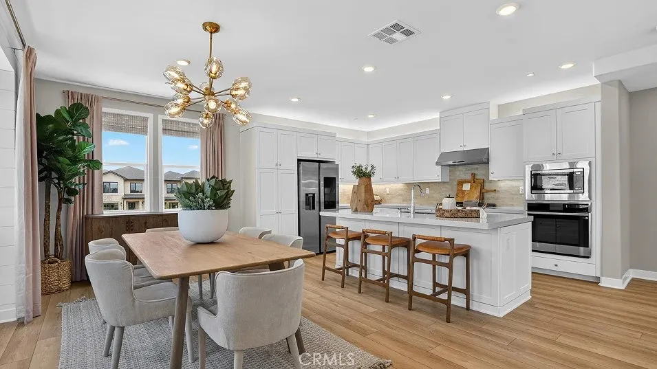 28869 Pineridge Lane Canyon Country, CA 91387