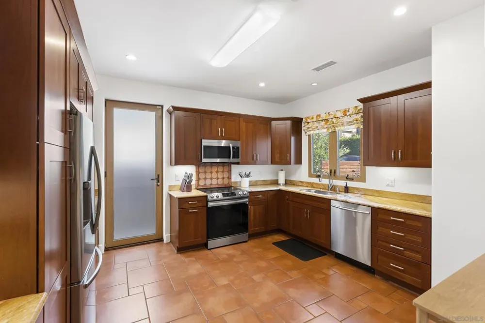 5622 Taft La Jolla, CA 92037