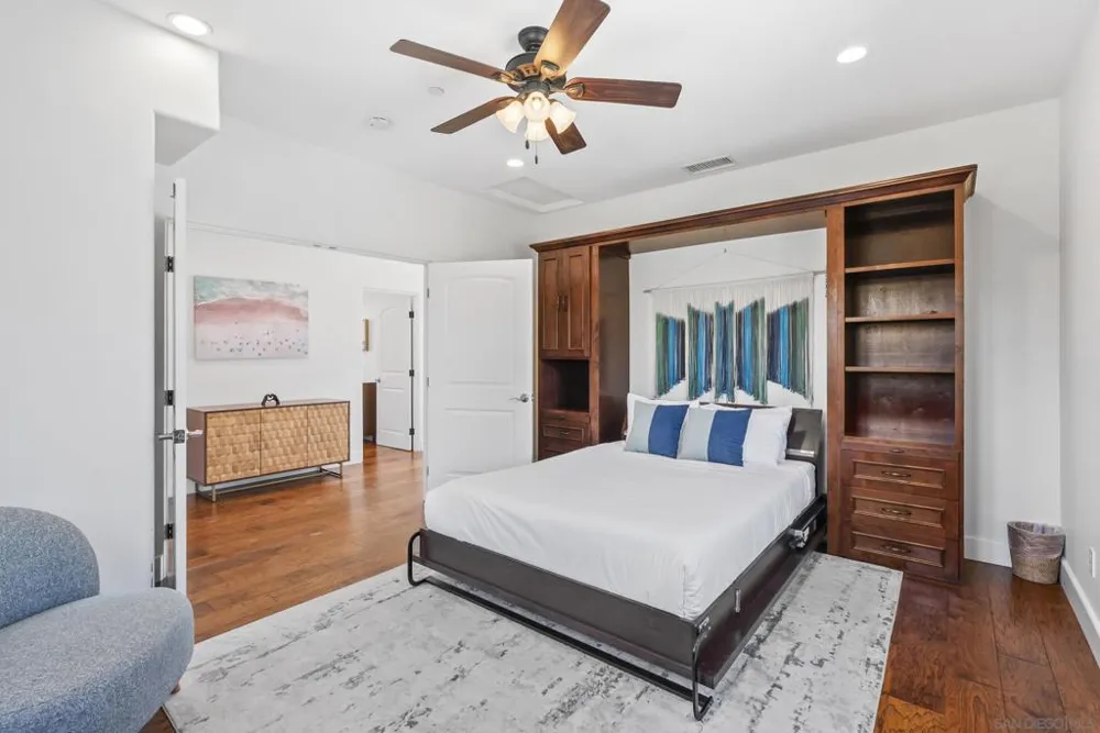 5622 Taft La Jolla, CA 92037