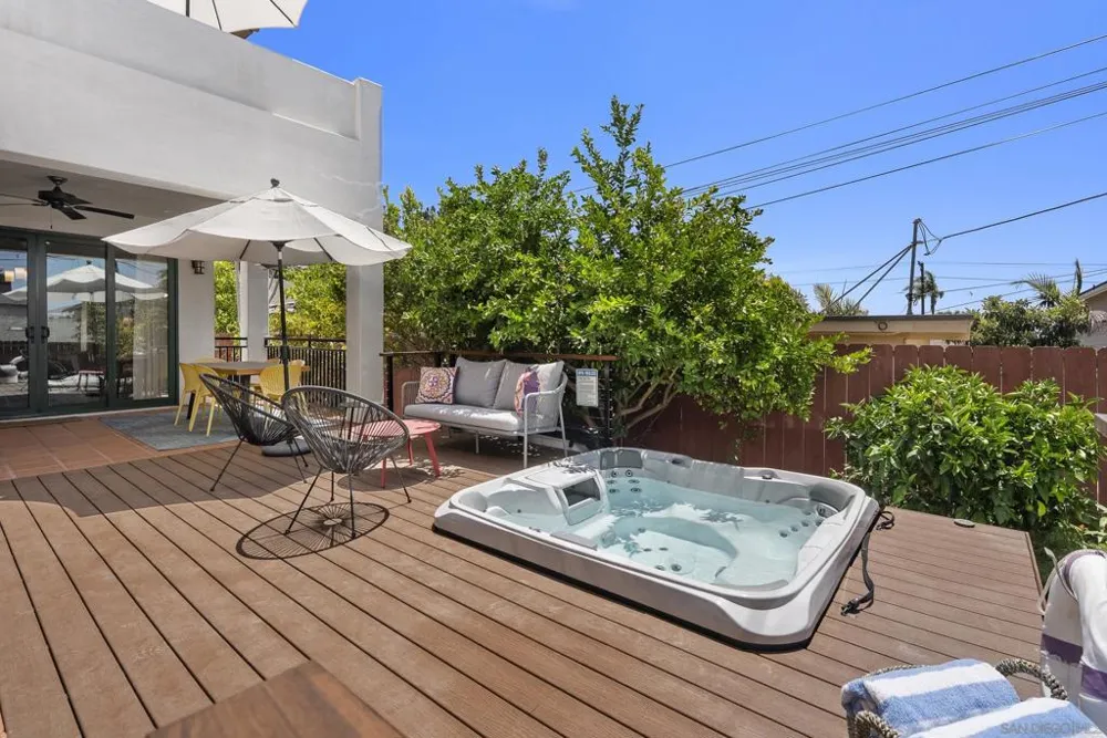 5622 Taft La Jolla, CA 92037