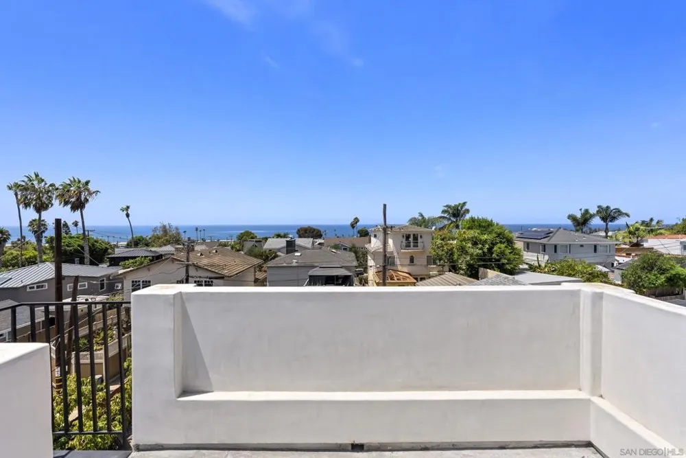 5622 Taft La Jolla, CA 92037
