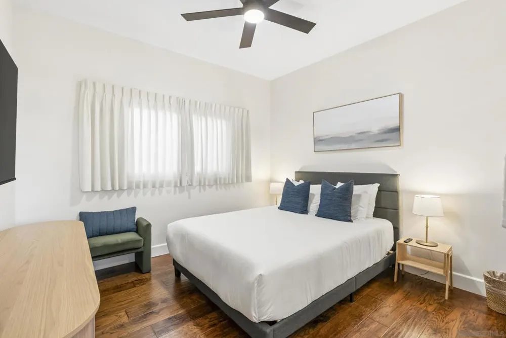 5622 Taft La Jolla, CA 92037