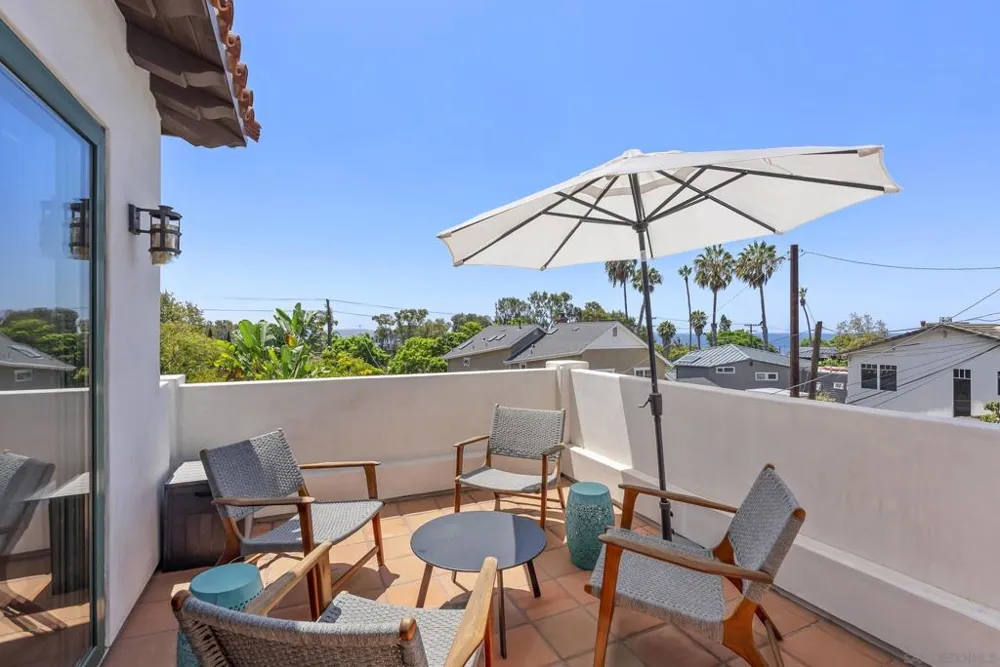 5622 Taft La Jolla, CA 92037