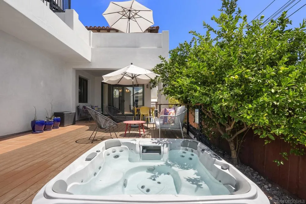 5622 Taft La Jolla, CA 92037
