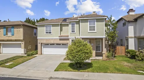1561 Lagoon Lane