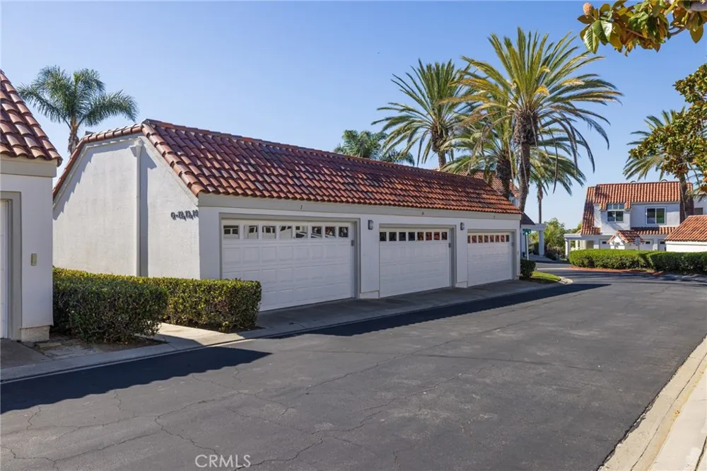 1 La Paloma Dana Point, CA 92629