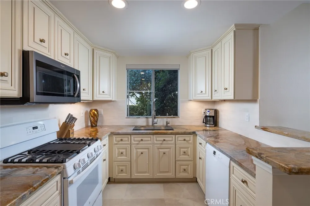 1 La Paloma Dana Point, CA 92629