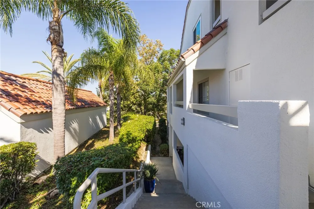 1 La Paloma Dana Point, CA 92629