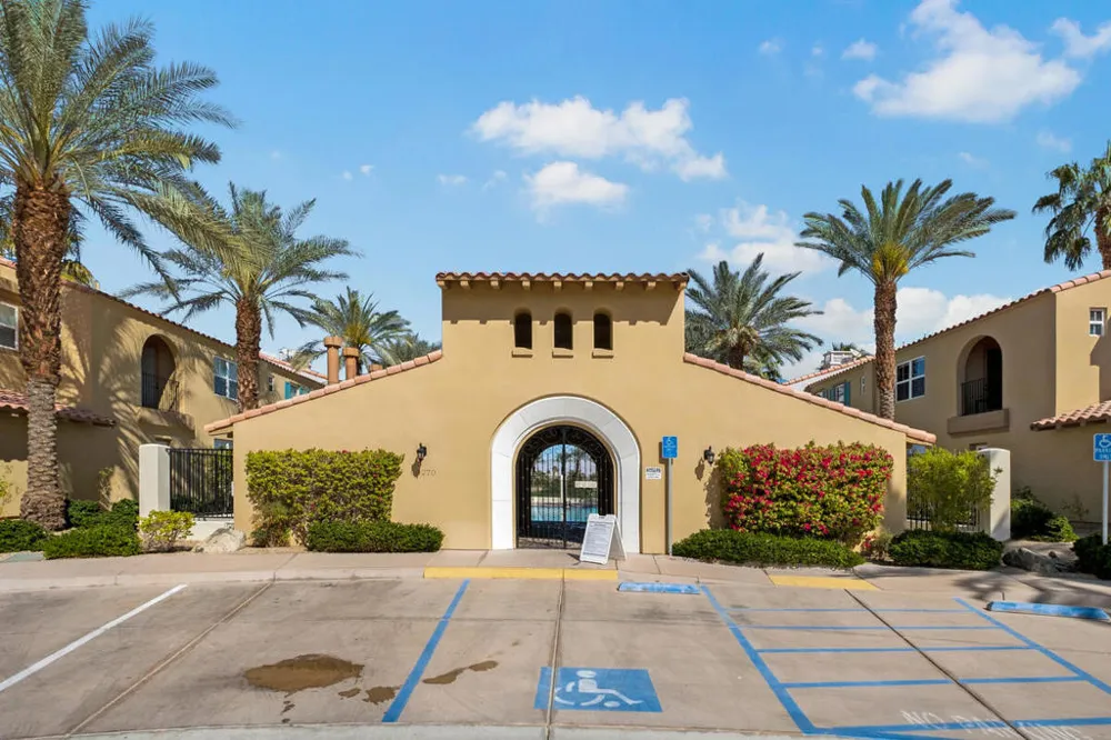 80565 Via Terracina La Quinta, CA 92253