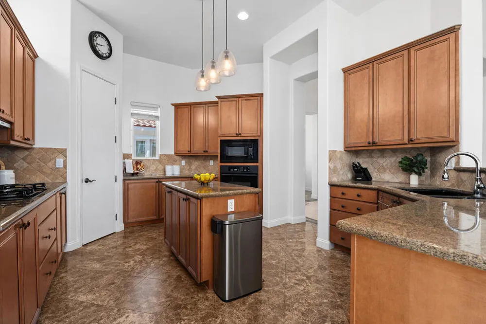 80565 Via Terracina La Quinta, CA 92253