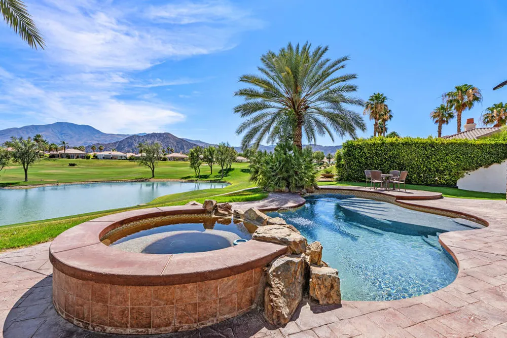 80565 Via Terracina La Quinta, CA 92253