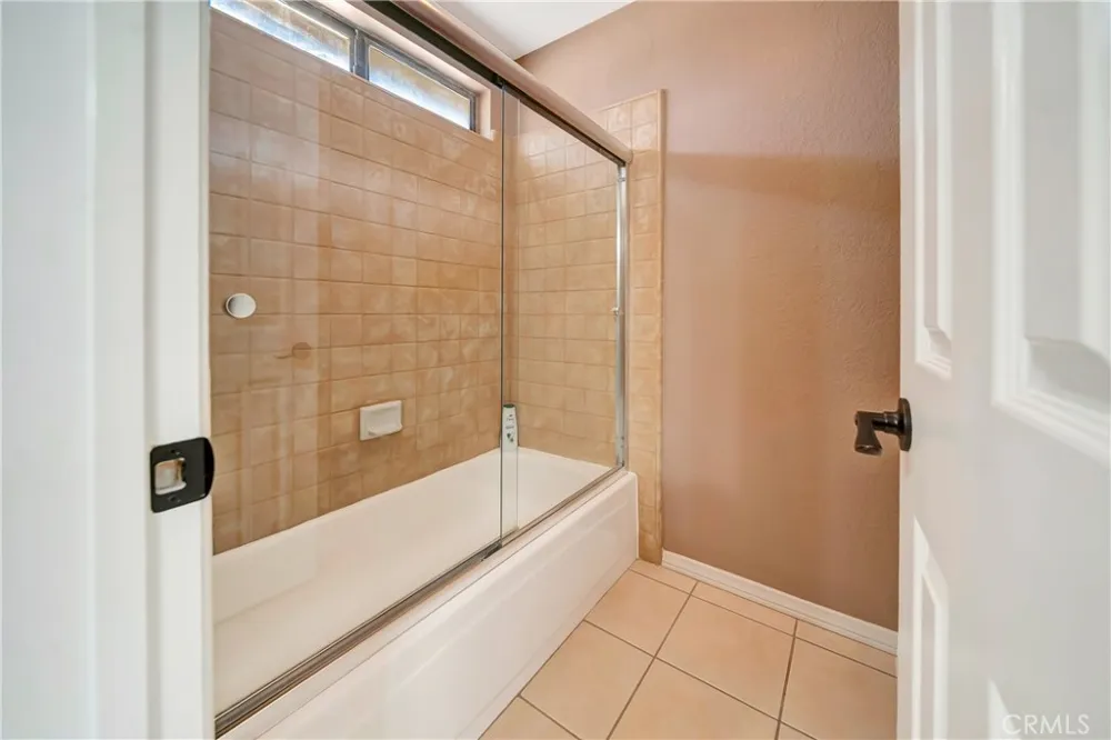 7523 W Avenue A Rosamond, CA 93560