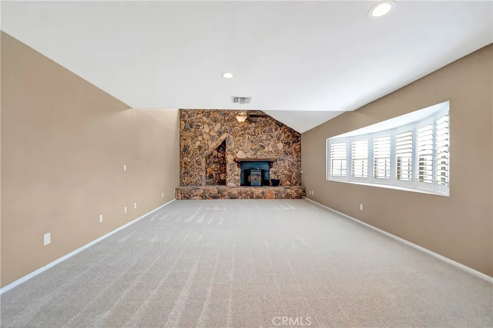 7523 W Avenue A Rosamond, CA 93560