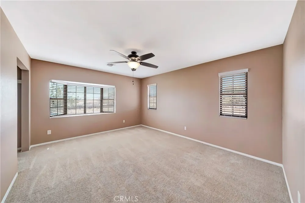 7523 W Avenue A Rosamond, CA 93560