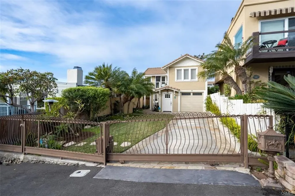 176 Mcaulay Place Laguna Beach, CA 92651