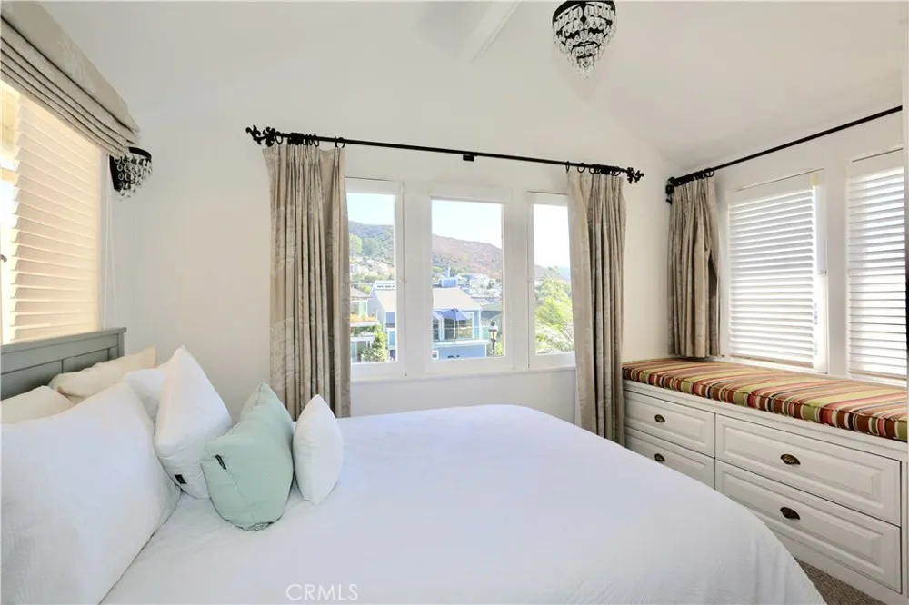 176 Mcaulay Place Laguna Beach, CA 92651