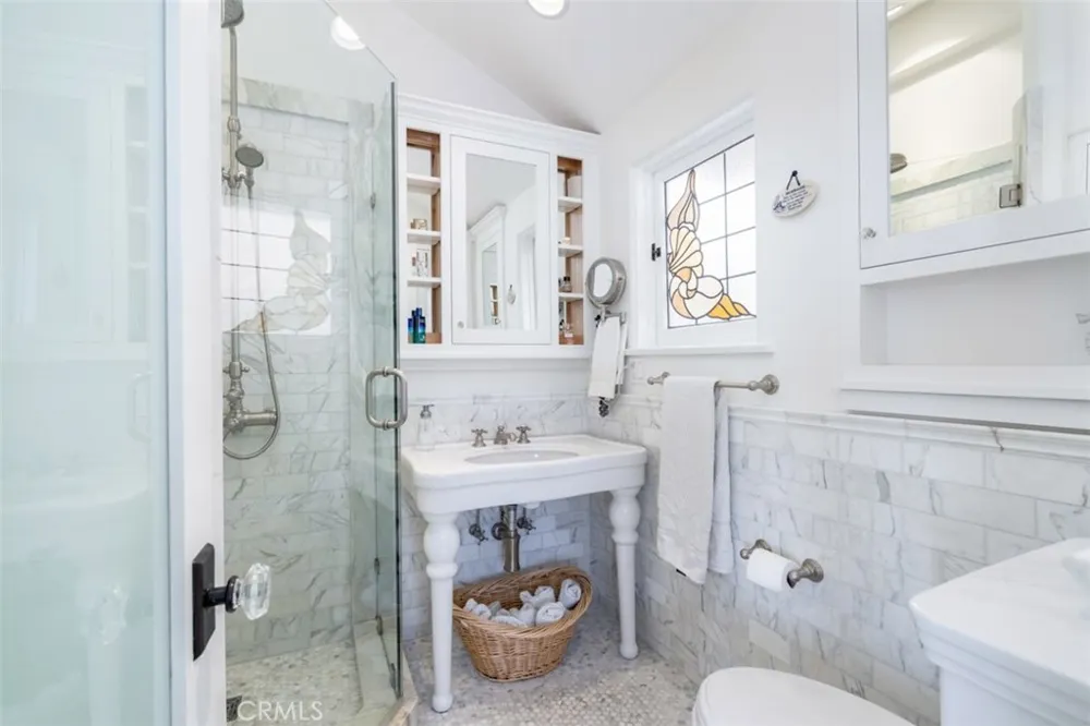 176 Mcaulay Place Laguna Beach, CA 92651