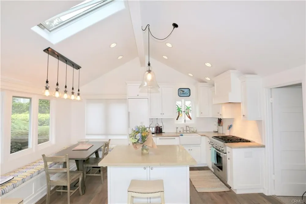 176 Mcaulay Place Laguna Beach, CA 92651