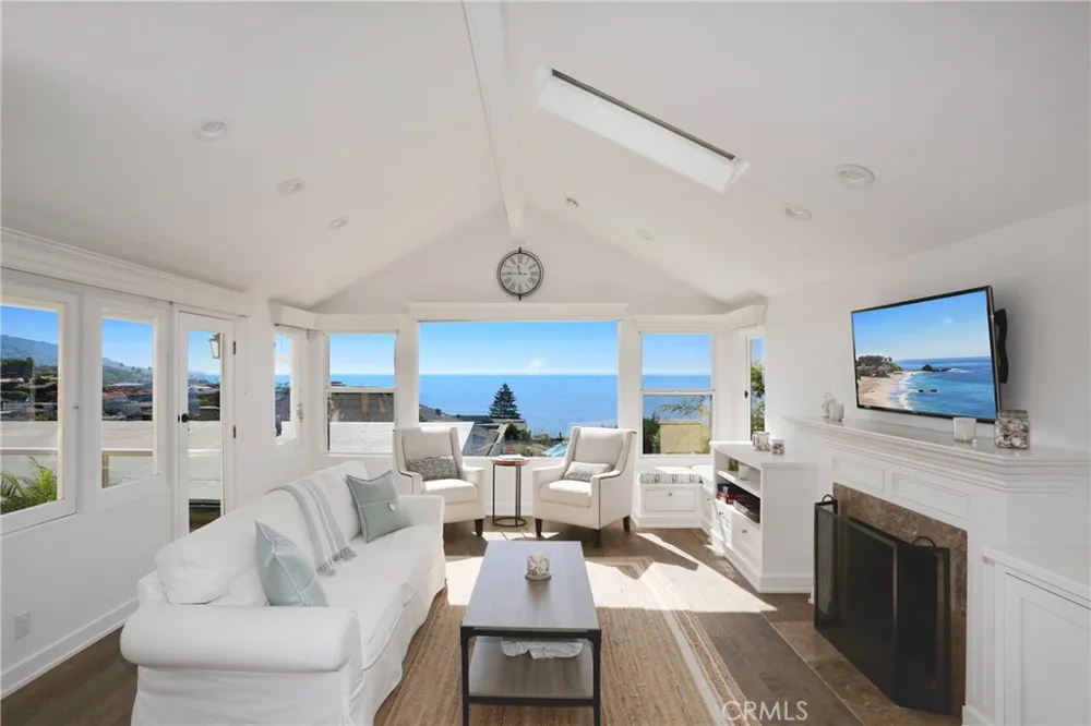 176 Mcaulay Place Laguna Beach, CA 92651