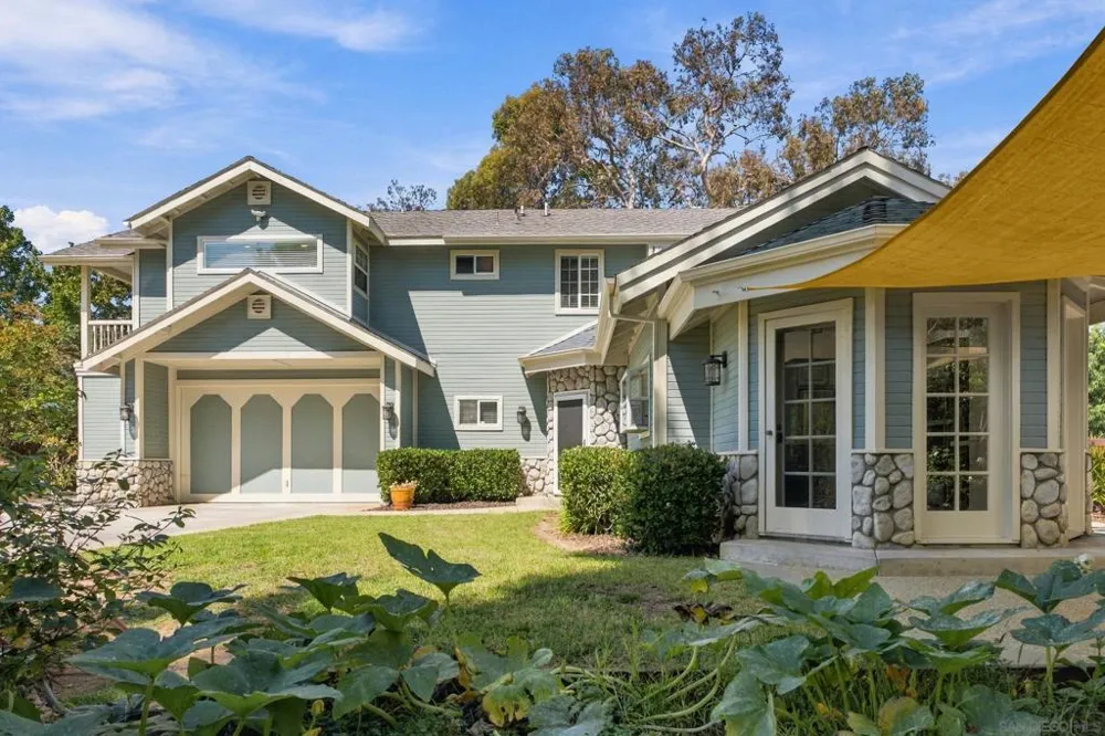 1644 Tamarack Ave Carlsbad, CA 92008