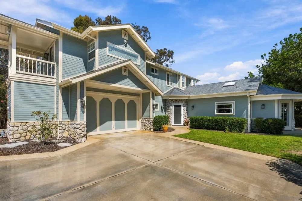1644 Tamarack Ave Carlsbad, CA 92008