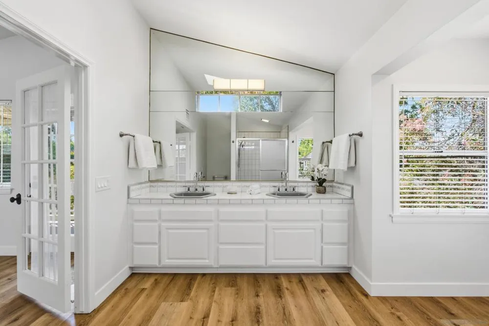 1644 Tamarack Ave Carlsbad, CA 92008