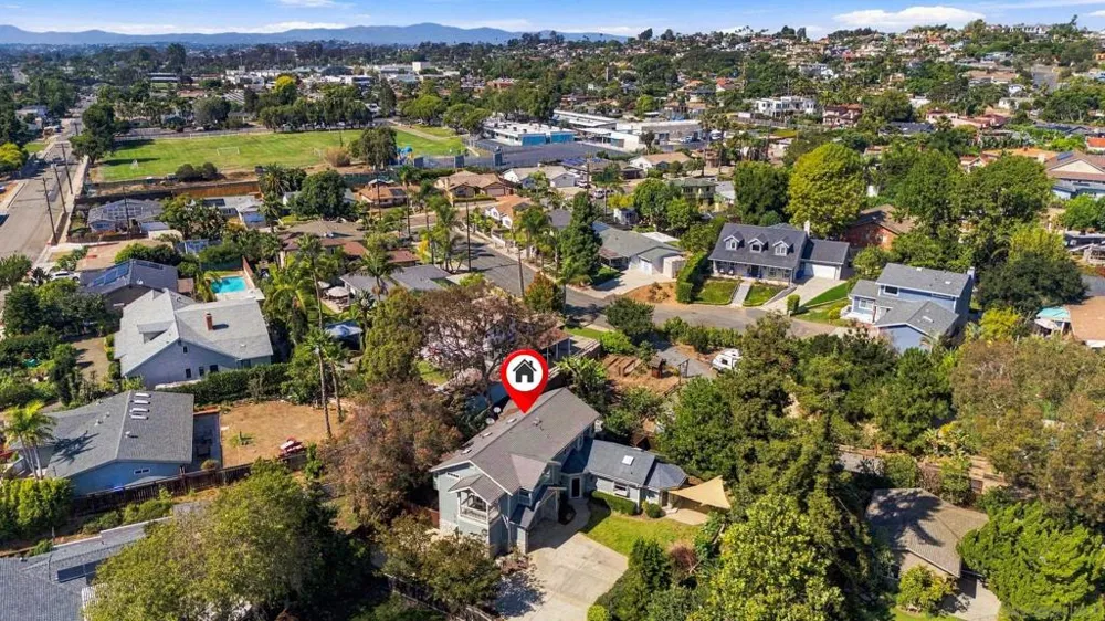 1644 Tamarack Ave Carlsbad, CA 92008