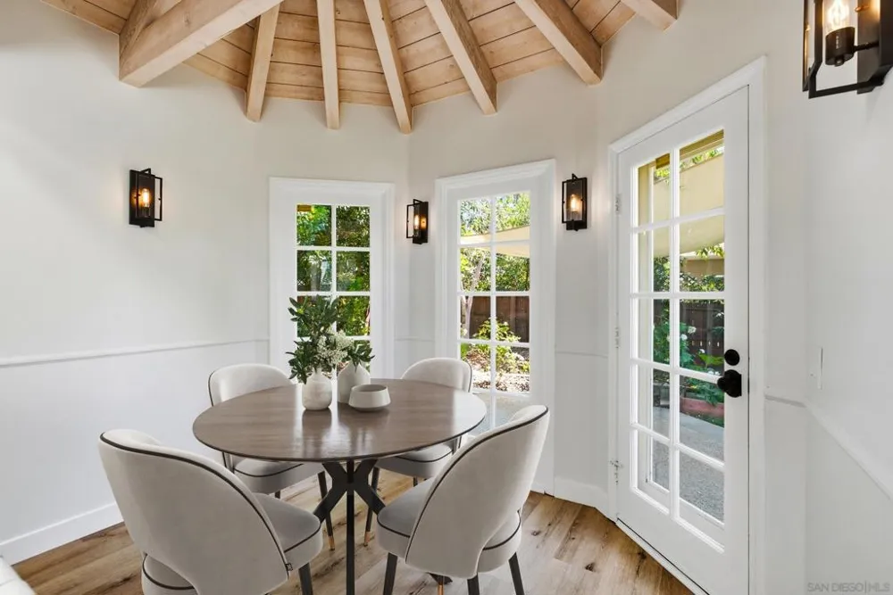 1644 Tamarack Ave Carlsbad, CA 92008