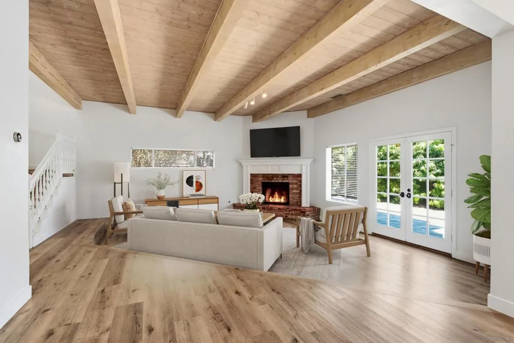 1644 Tamarack Ave Carlsbad, CA 92008