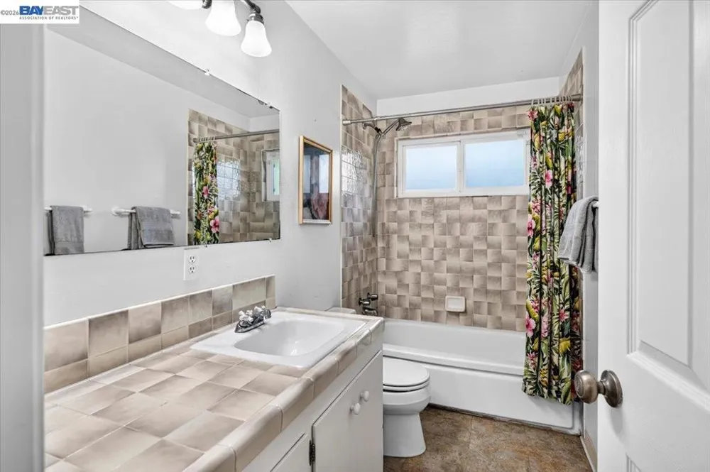 4275 Stanford Way Livermore, CA 94550