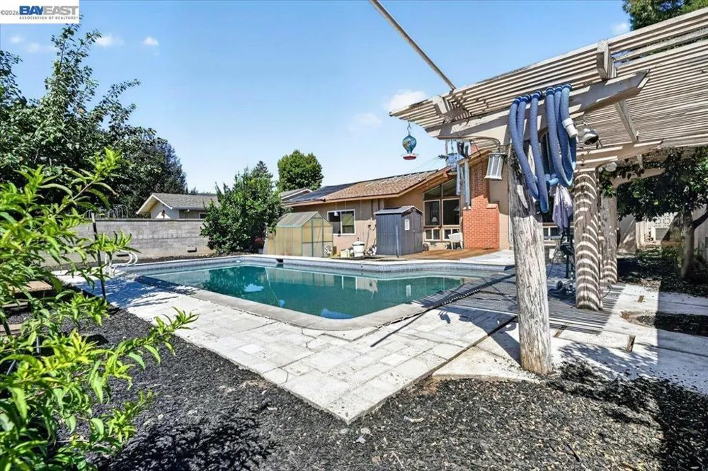 4275 Stanford Way Livermore, CA 94550