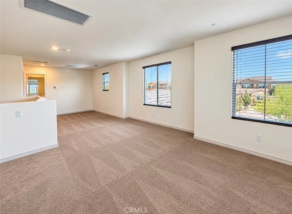 4903 Vanderham Jurupa Valley, CA 91752