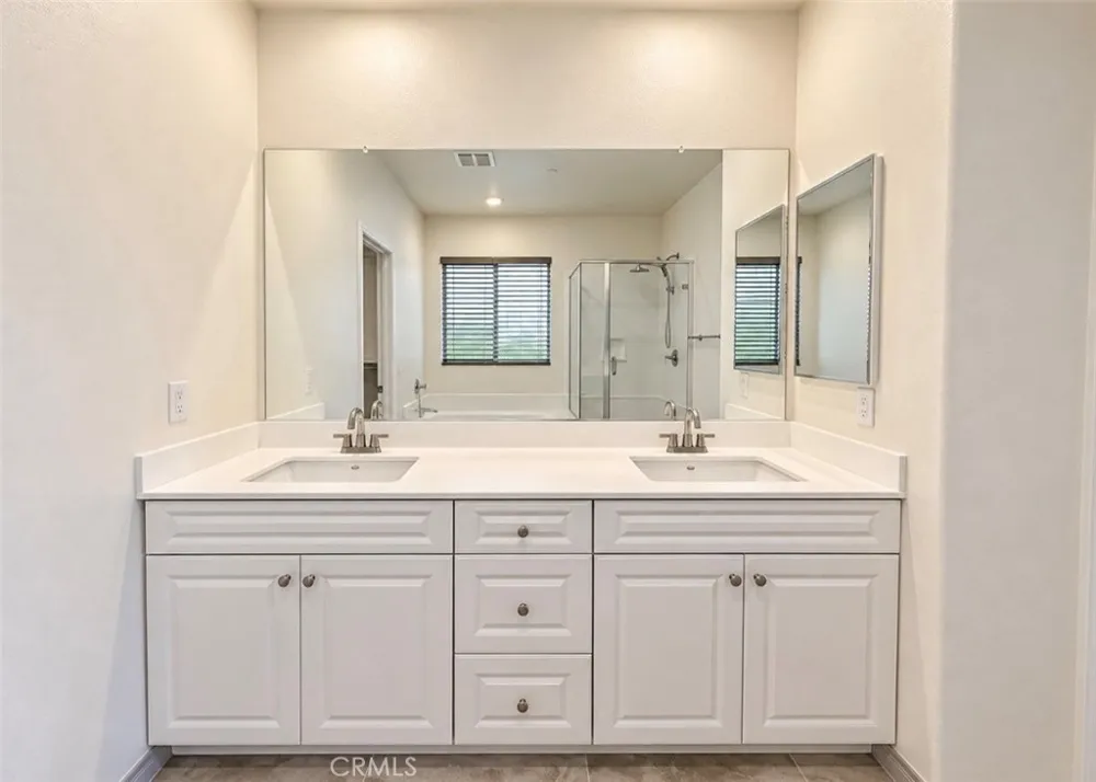 4903 Vanderham Jurupa Valley, CA 91752