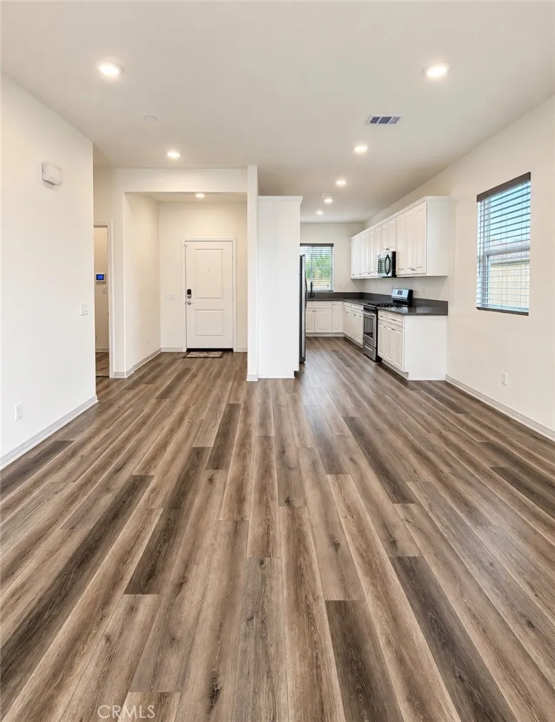 4903 Vanderham Jurupa Valley, CA 91752