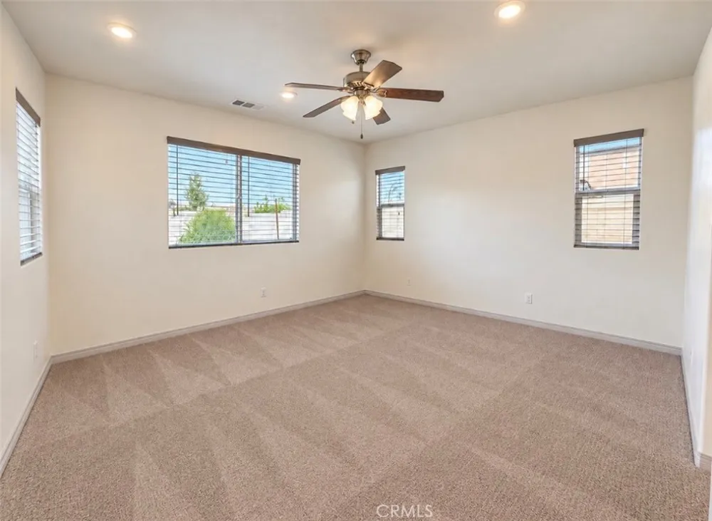 4903 Vanderham Jurupa Valley, CA 91752