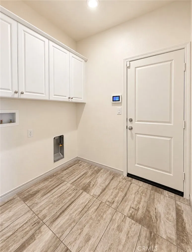 4903 Vanderham Jurupa Valley, CA 91752