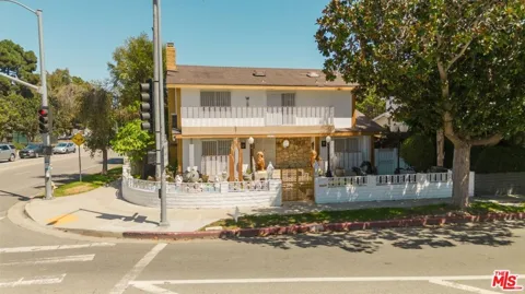 3430 Mclaughlin Avenue