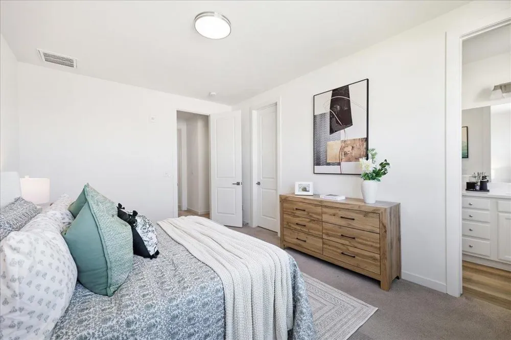 1930 Joshua Tree Circle Milpitas, CA 95035