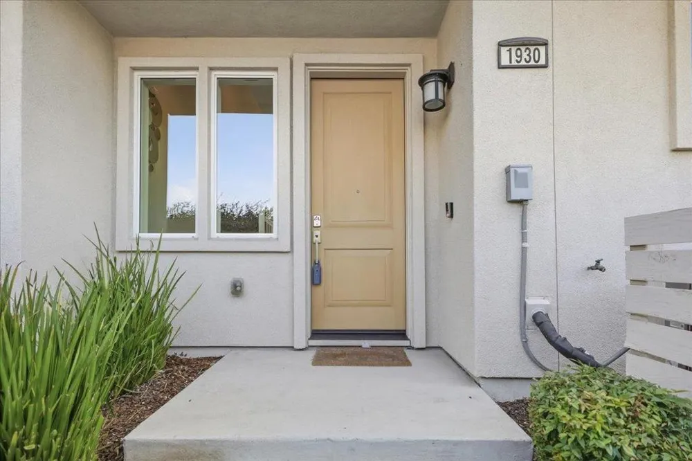 1930 Joshua Tree Circle Milpitas, CA 95035